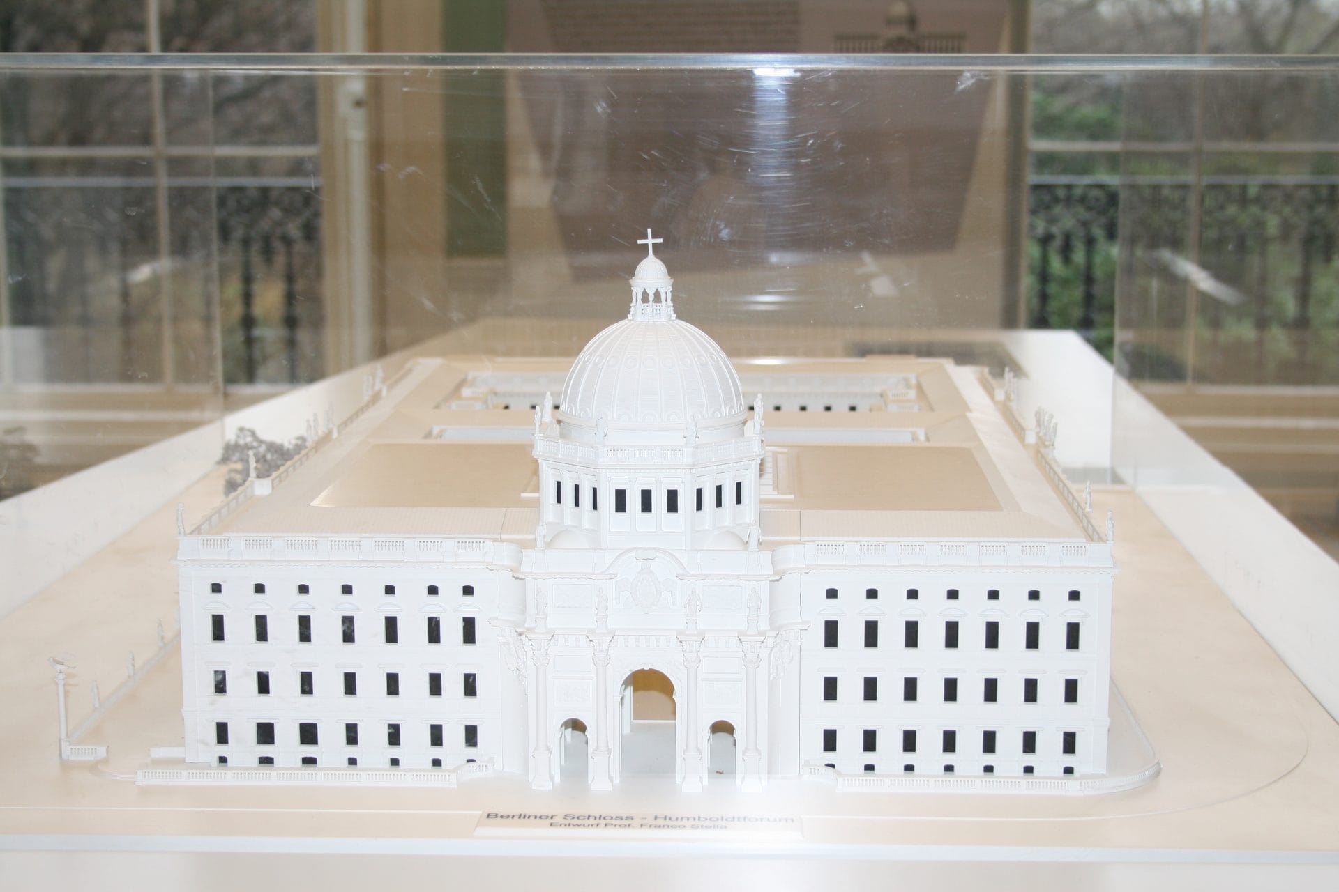 Photograph of a model displayed at the exhibition of the proposed reconstruction of the Berlin Palace on display in the IAA in 2012.