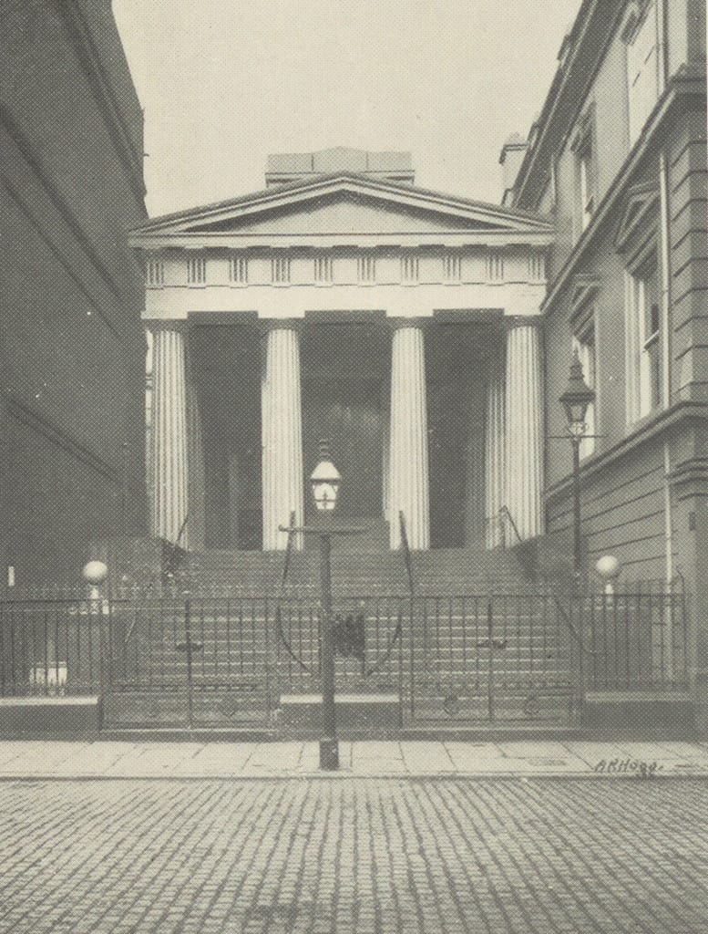 Black and white photograph of the portico of Third Presbyterian Church, Rosemary Street, Belfast original publihsed in J. W. Kernohan's Rosemary Street Presbyterian Church Belfast, A Record of the past 200 years.